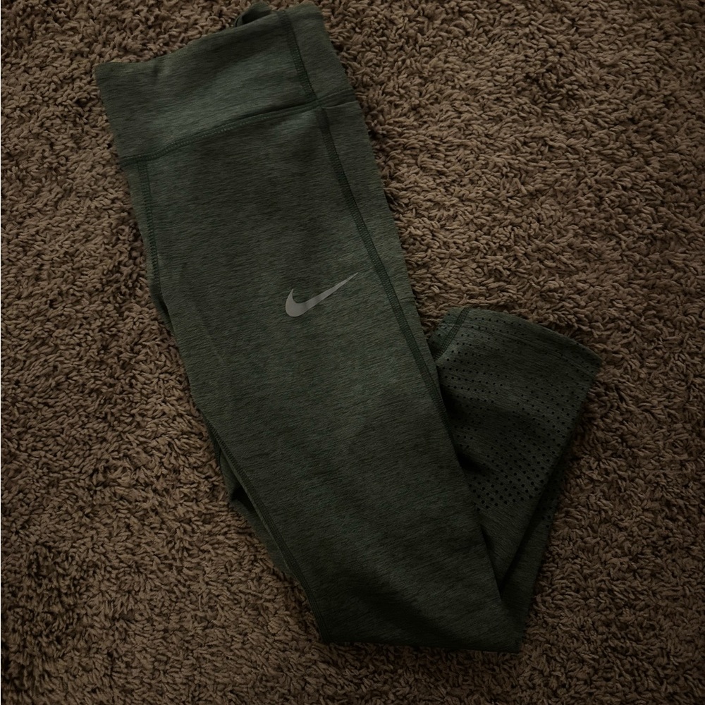 Nike Green 3/4 Leggings